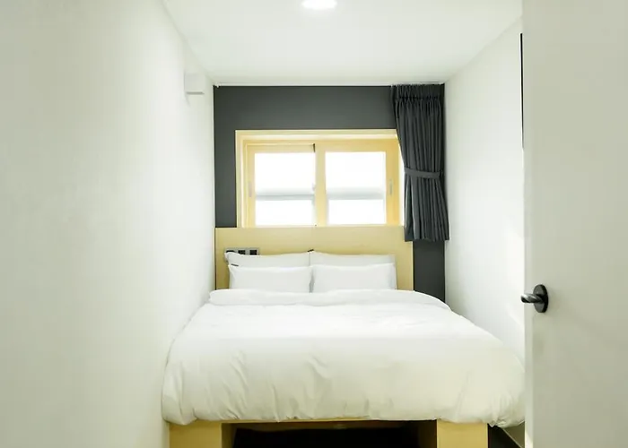 The Hue Myeongdong Guest house Seoul