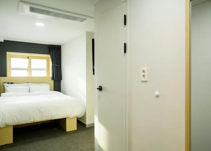 The Hue Myeongdong 4*