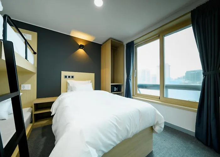 The Hue Myeongdong Guest house 4*