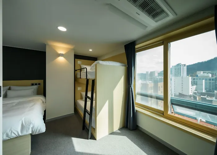 The Hue Myeongdong Guest house Seoul
